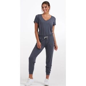 Vuori All Day Jumpsuit - Gray Mid Rise Jogger Hem Cropped Jumpsuit sz XS
